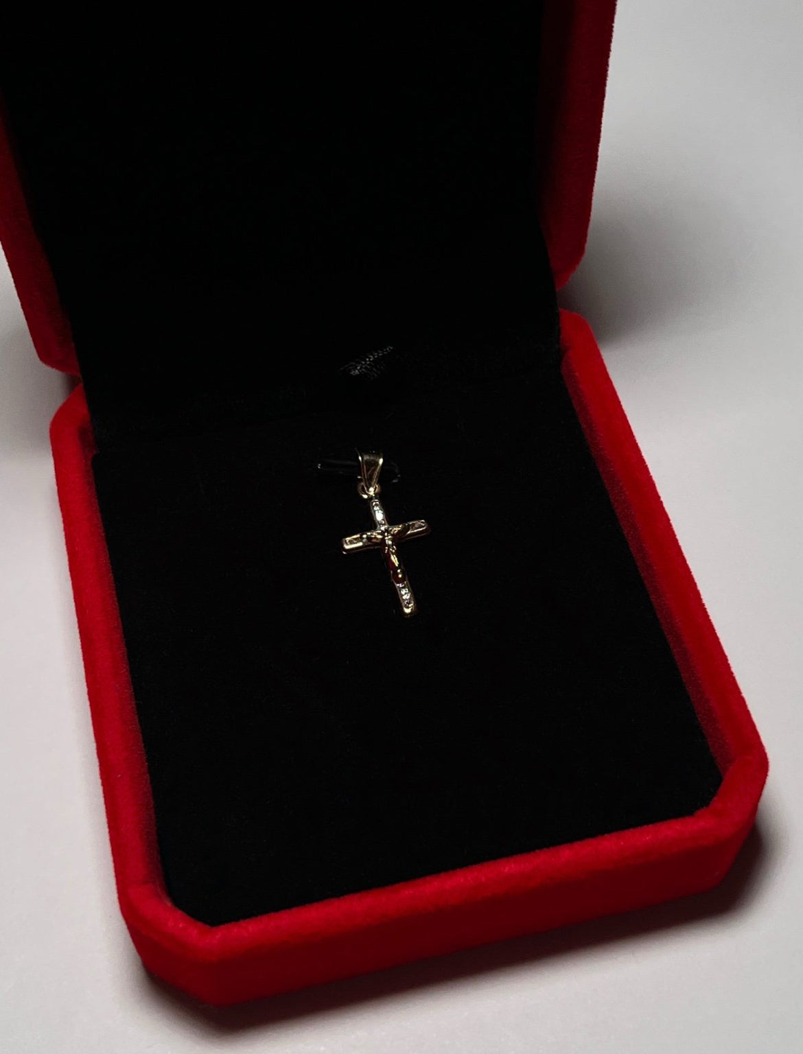 10K Gold Jesus Piece Necklace Pendant for Men & Women – Cross Hip Hop Jewelry, Religious Chain, Cuban Link Necklace